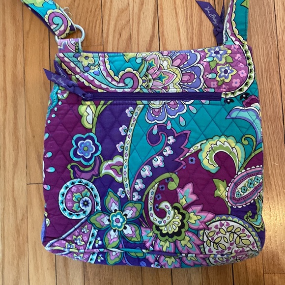 Vera Bradley Cross Body - Picture 2 of 2